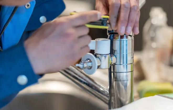 水漏れや詰まり相談など、小さな工事から大きな工事まで自社施工だからできる対応力